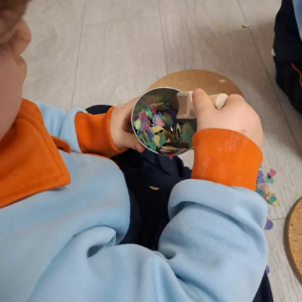 De la Ficha a la Acción: Por qué en El Triángulo elegimos aprender sin papel